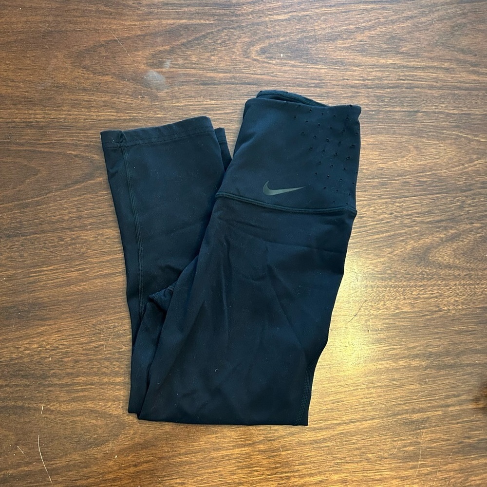 Nike Women’s Black Performance Leggings with Perforated Waistband